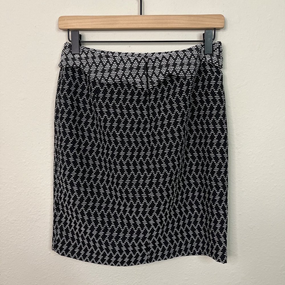 Gianni Bini Black White Straight Pencil Skirt Pleated Size 4 Work Preppy Tweed - Picture 2 of 8